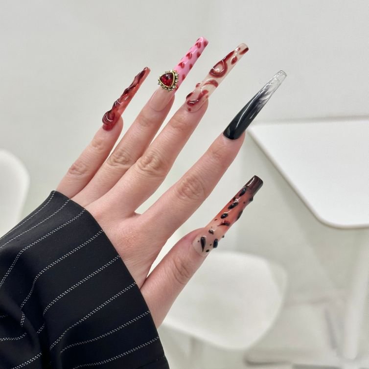 Presschic nails  1031Bloody Mary Nail Set
