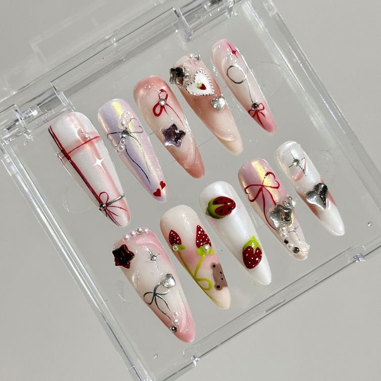 Presschic nails 214Strawberry Nail Set