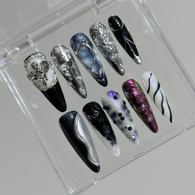Presschic nails 707Black Manba