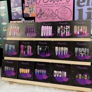 Presschic nails live