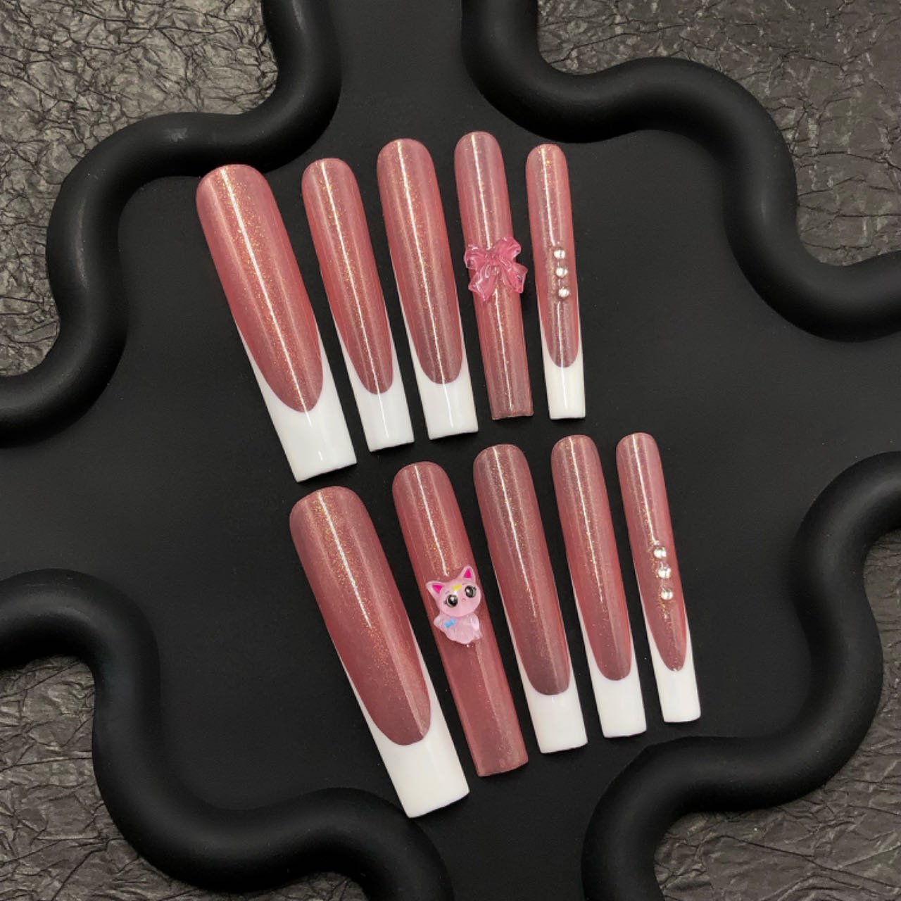 Elegant Cat Eye Press On Nails – Rose Brown & French Tips with Gems