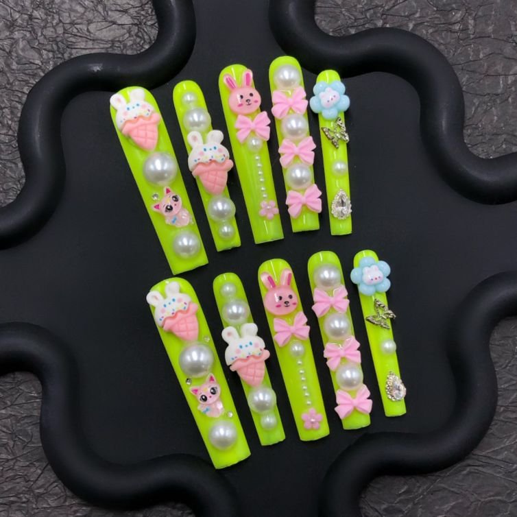 Sweet Pop Fantasy – Neon Green Kawaii Press-On Nails