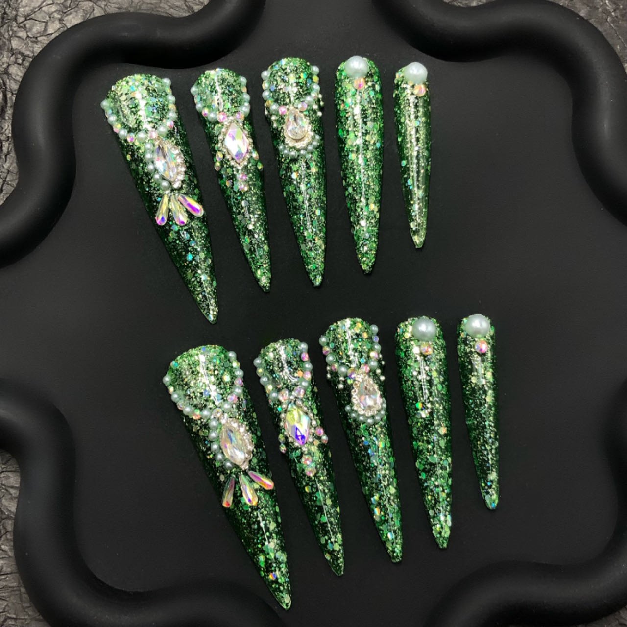 Emerald Sparkle Jewel Press-On Nails