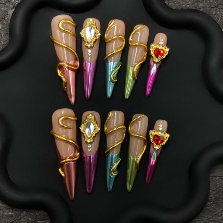 Glamorous Serpent Jewel Chrome Nails – Multicolor Snake Charm Press-On Nails